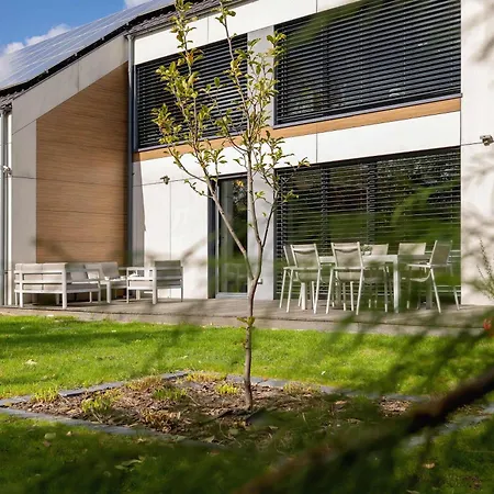 Green House With Garden & Parking By Renters 초르조프