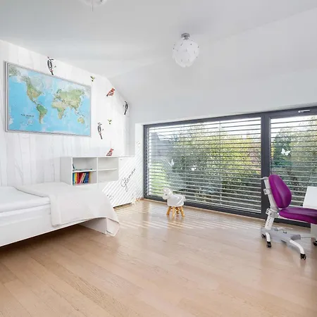 펜션 Green House With Garden & Parking By Renters