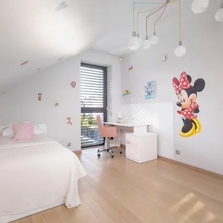 펜션 Green House With Garden & Parking By Renters