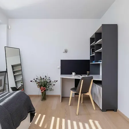 Green House With Garden & Parking By Renters 초르조프